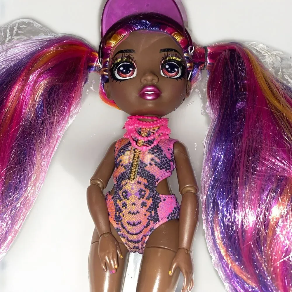 Bratz Rainbow high pacific Coast Phaedra Westward